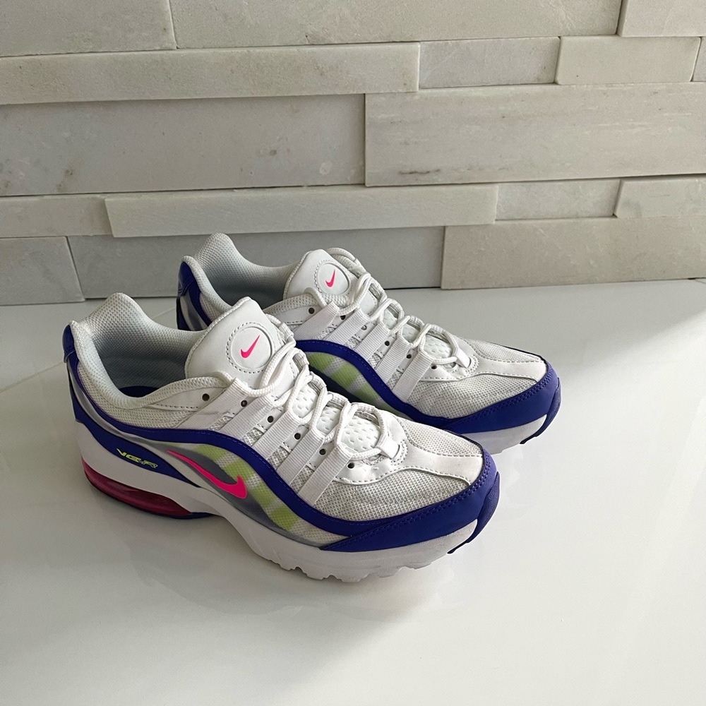 Sports Trainers for Women Nike Air Max VG-R White Multicolor - Picture 2 of 6